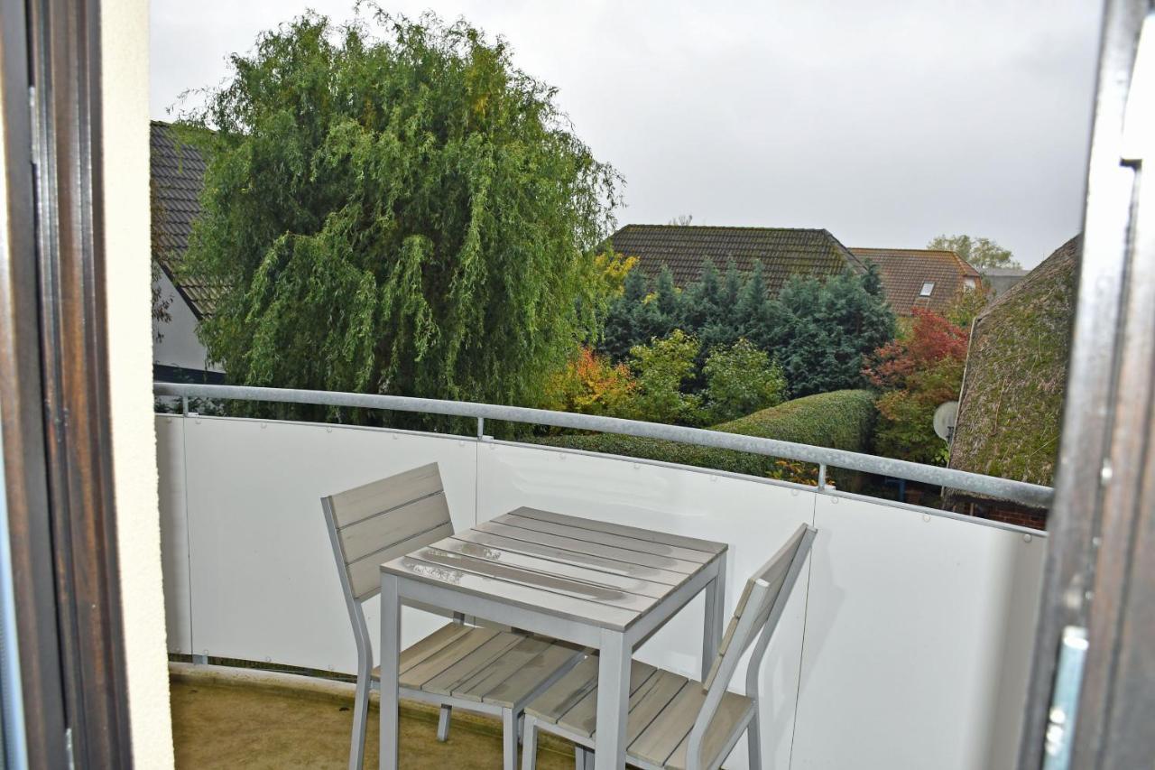 Schoenes Ferienhaus Mit Kamin Und Sauna Im Ostseebad Sellin Exterior foto