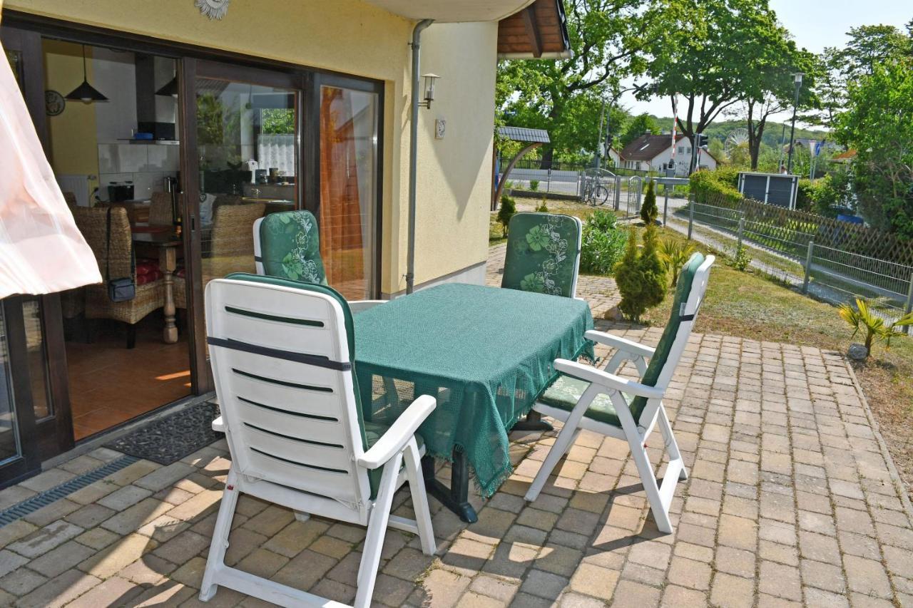 Schoenes Ferienhaus Mit Kamin Und Sauna Im Ostseebad Sellin Exterior foto